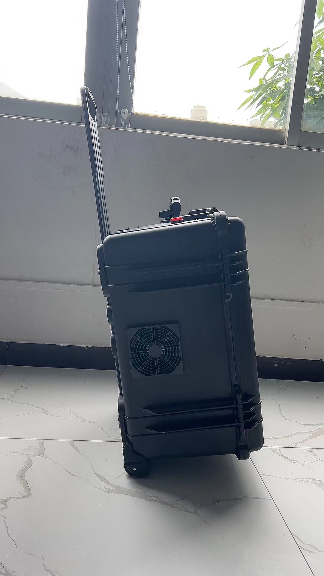 大东手拉箱型移动通信干扰器